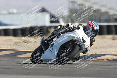 media/Oct-30-2025-Racers Edge (Thu) [[dabbdaf680]]/2-A Group/Session 2 (Turn 16)/